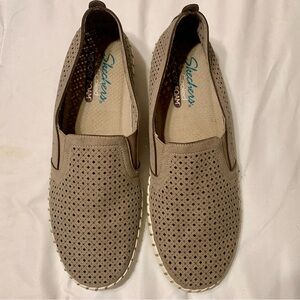 Skechers Air-Cooled Memory Foam Slip On Womens Shoes Size 8.5